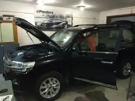 LAND CRUISER 200 2015